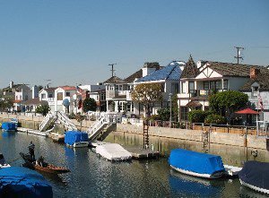 Naples Island homes on canal